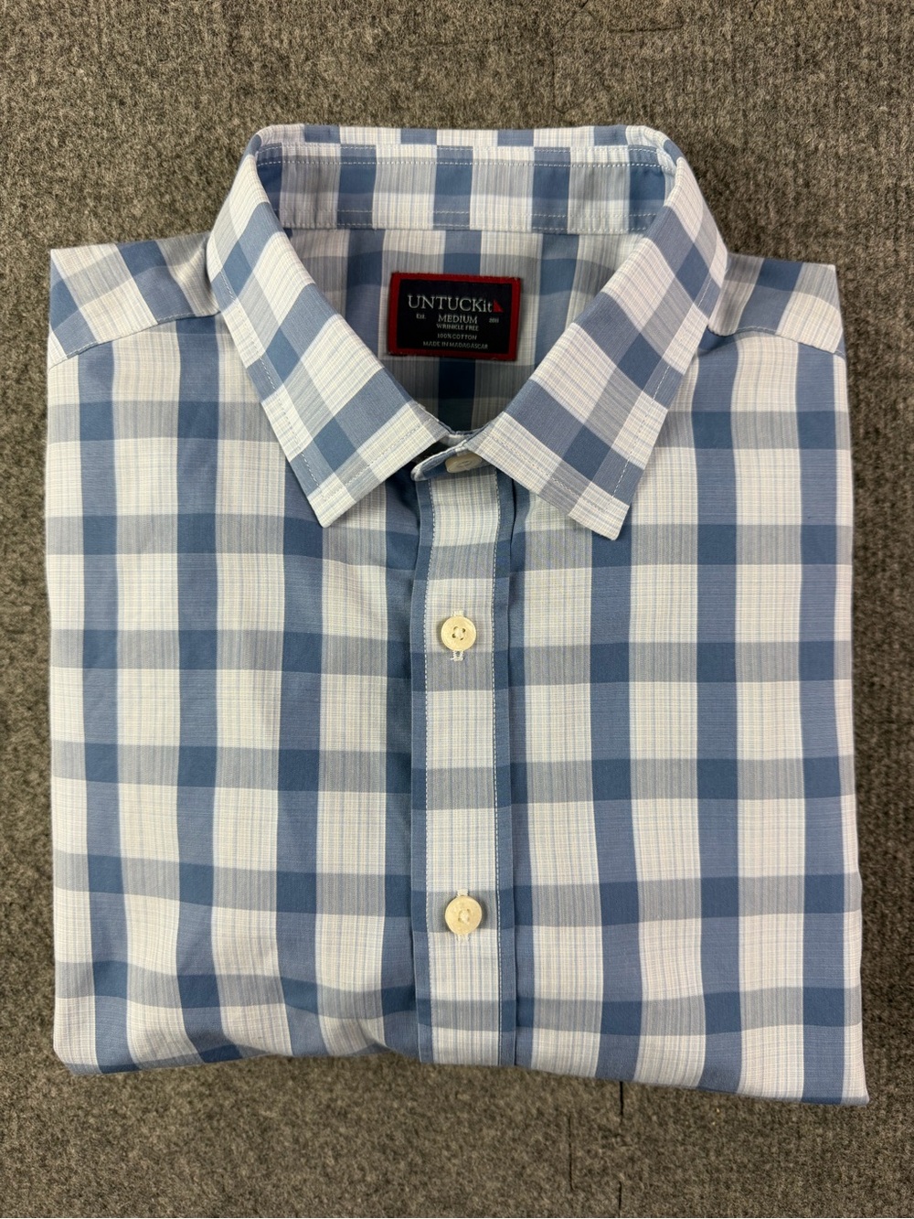 Untuckit Wrinkle Free Mens 100% Cotton Long Sleeve Oláis Button Up Shirt Size M